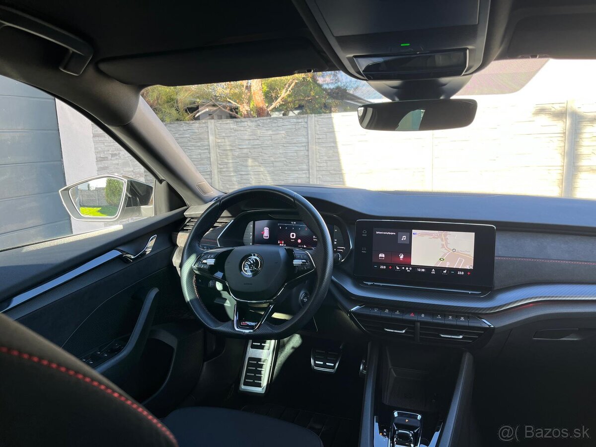 Škoda Octavia Combi 2.0 TDI RS DSG - 14