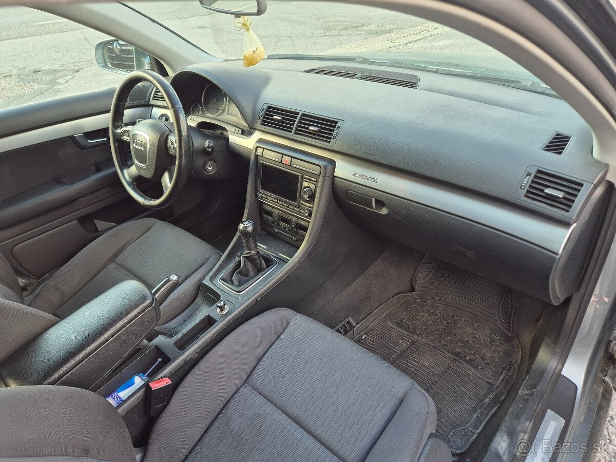AUDI A4 AVANT QUATRO 2.0 TDi - 14