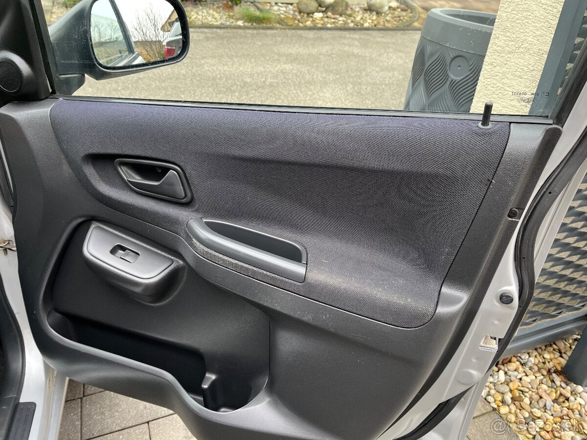 Suzuki Ignis 1.3VVT-i 4✖️4 REZERVOVANE - 14