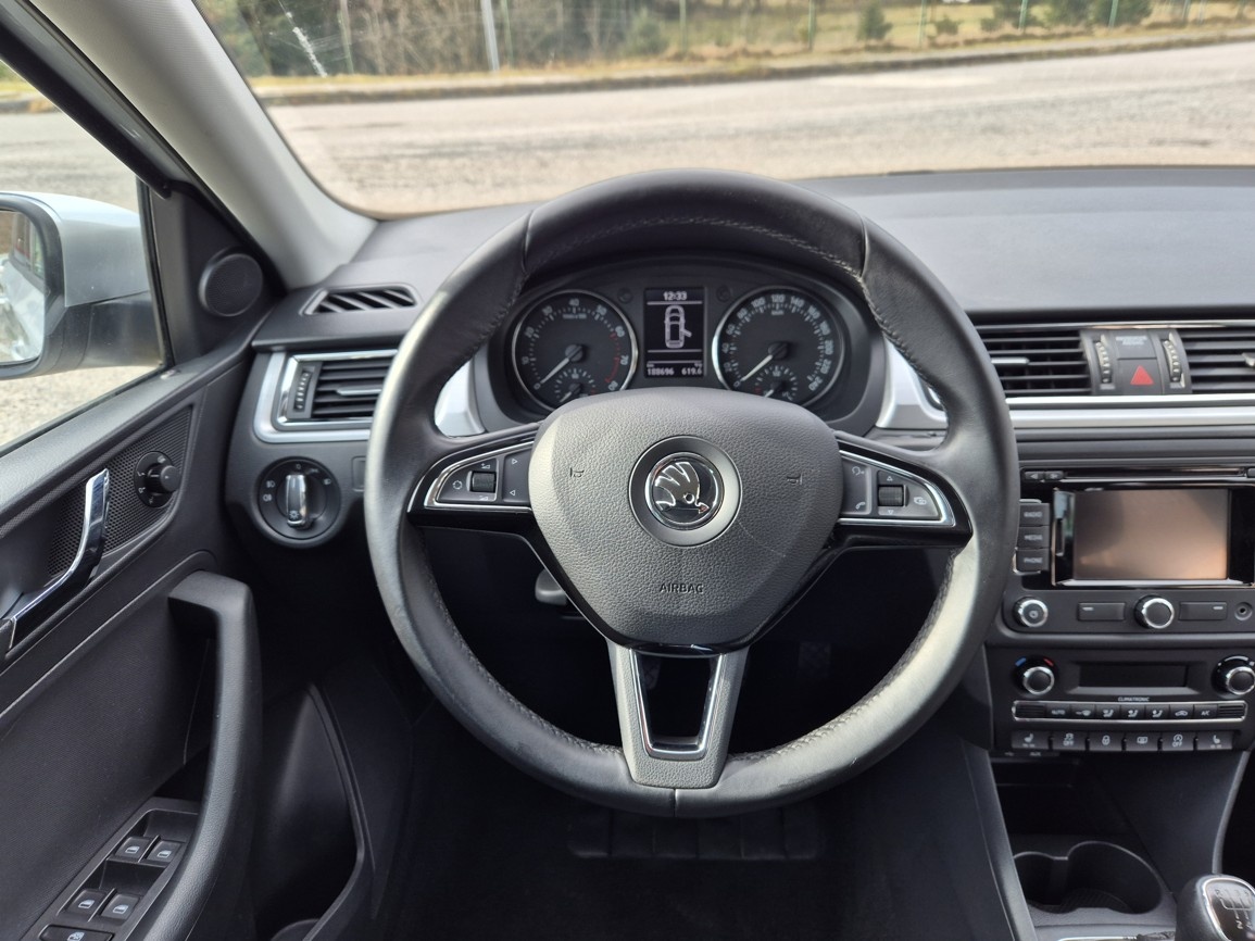 Škoda Rapid SB 1.2 TSi 63 kW 5°manuál Elegance - 14