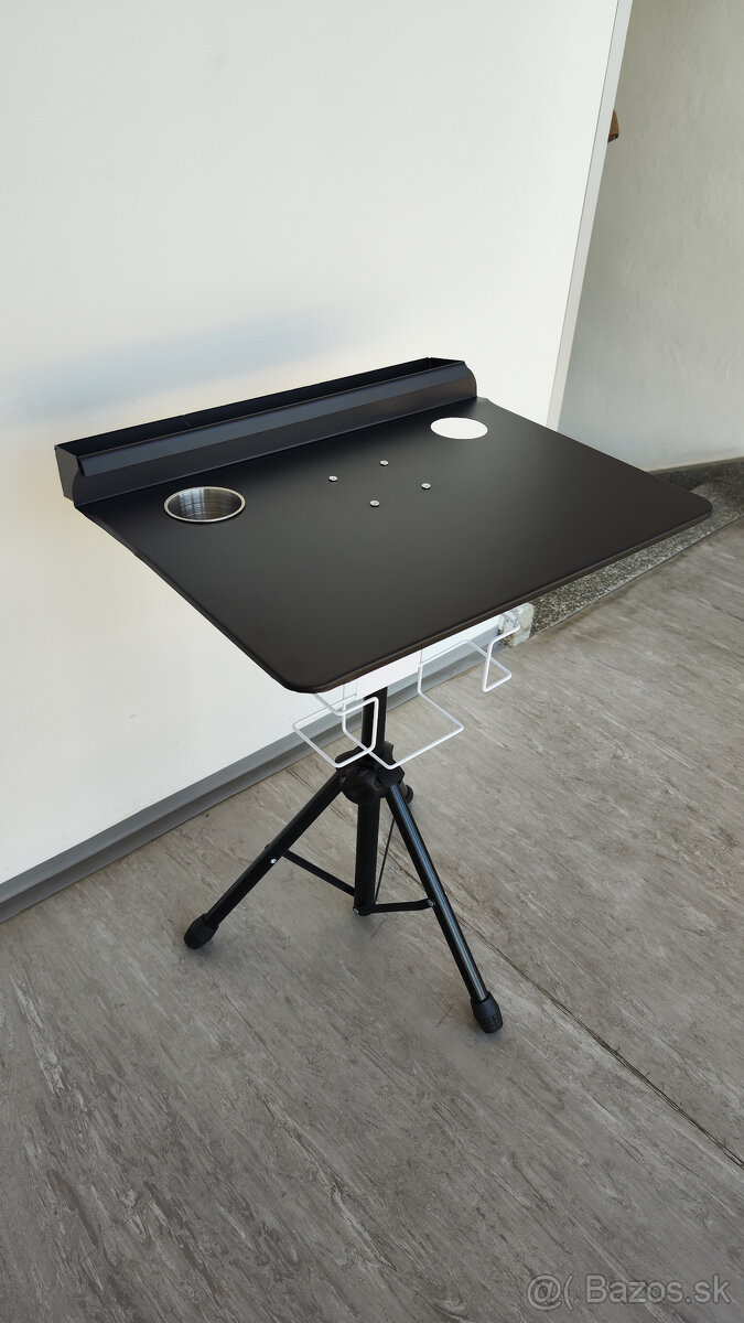 Tetovací stolík - tripod - 14