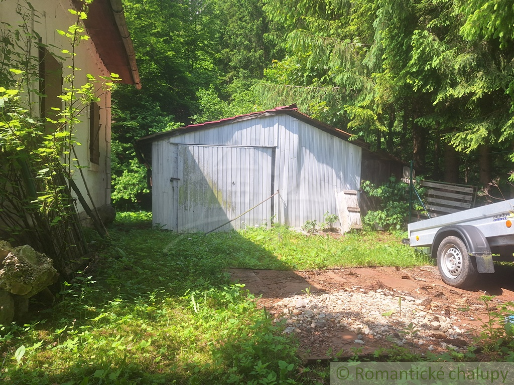 Netypická rekreačná chalupa na samote, pri cyklochodníku K - 14