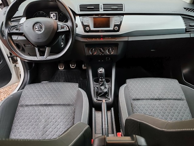 ŠKODA FABIA, EDICIA RED AND GREY, r.v.2015 - 14