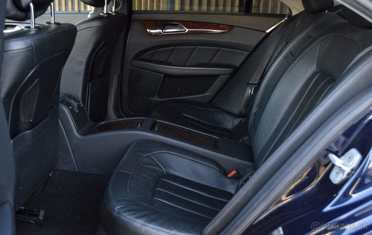 Mercedes Benz CLS 350 4matic - 14