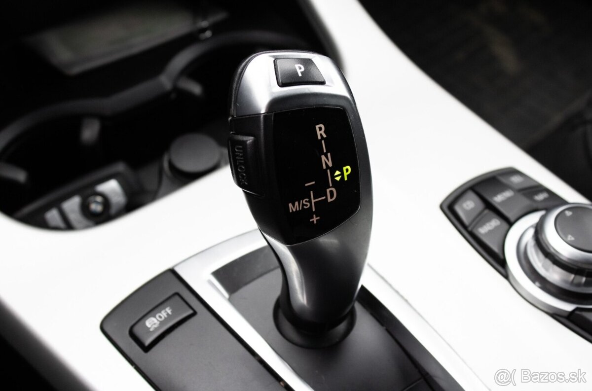 BMW X3 xDrive20d A/T - 14