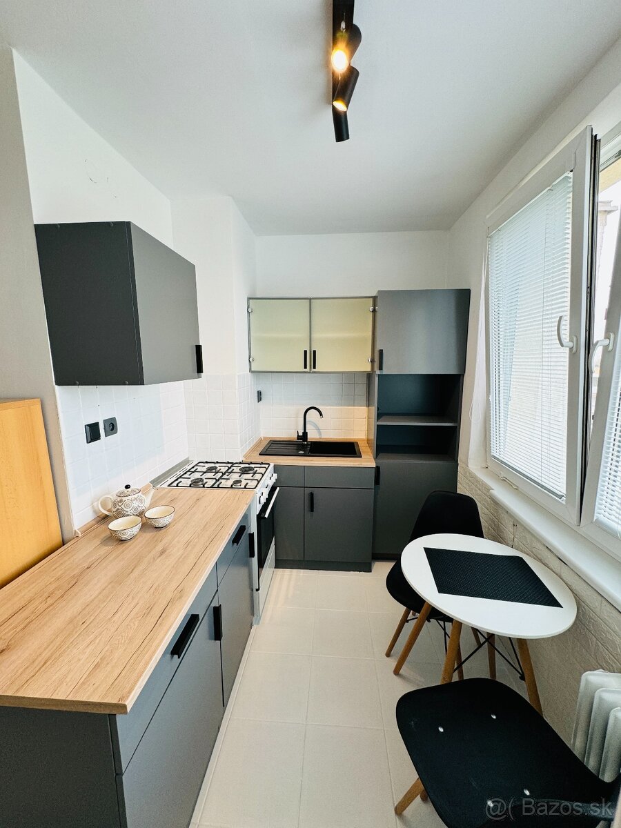 Krásny 1 izbový byt pri centre Trnava. - 14