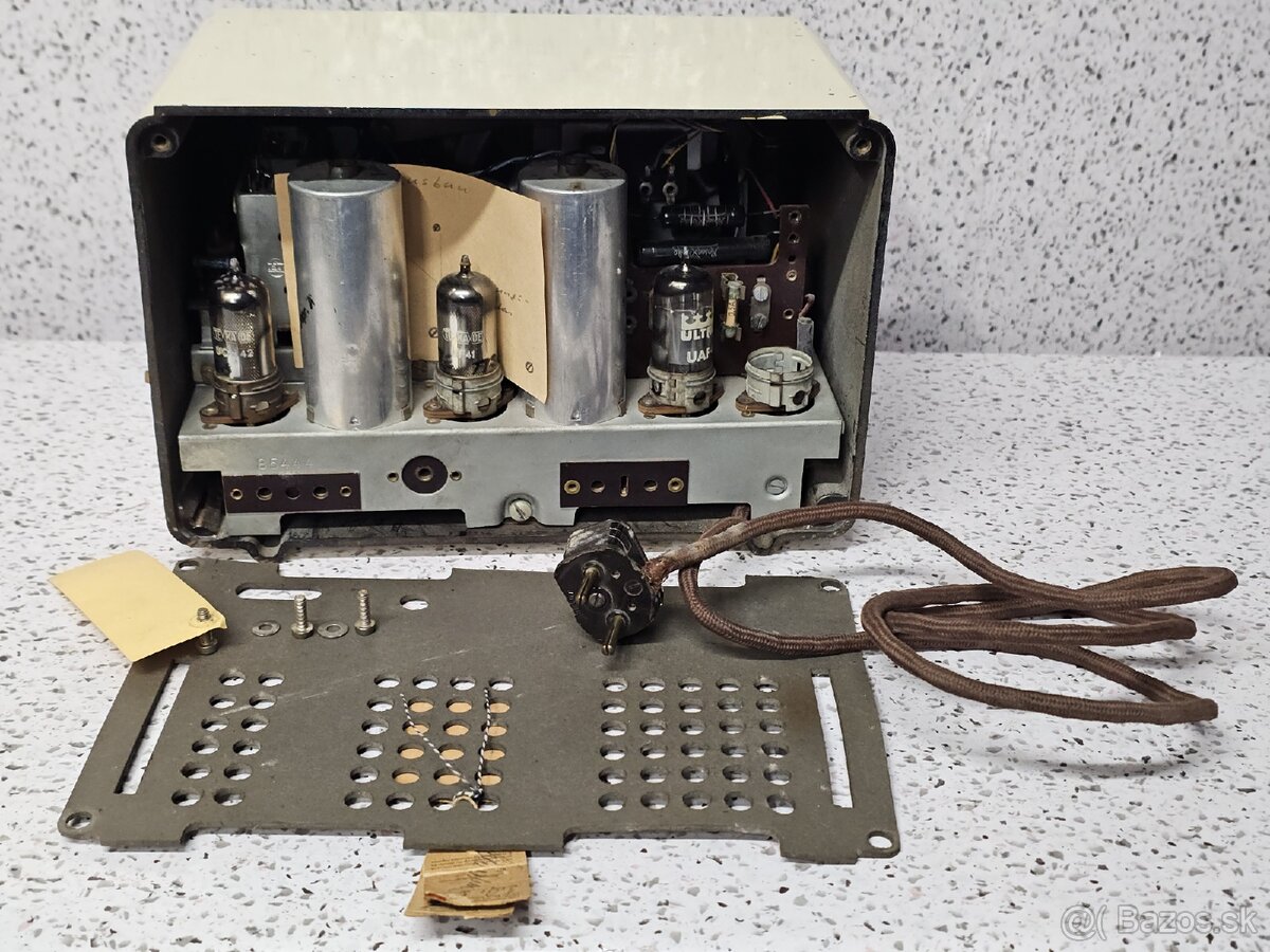 TE-KA-DE Z483 》Starožitné elektronkové radio 》bakelit Tekade - 14
