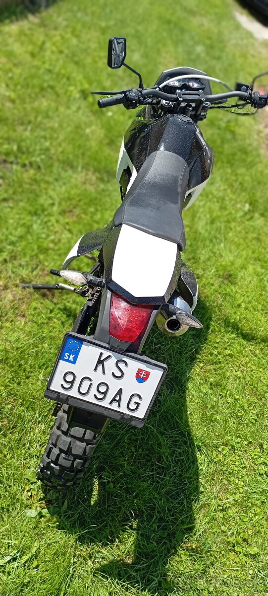 125 crs enduro na značkách - 14