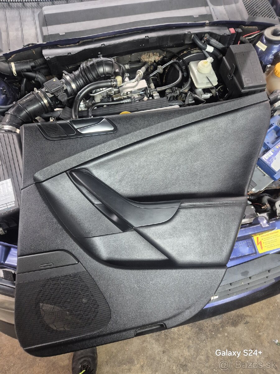 Passat B6 sedačky koža + alcantara top stav - 14