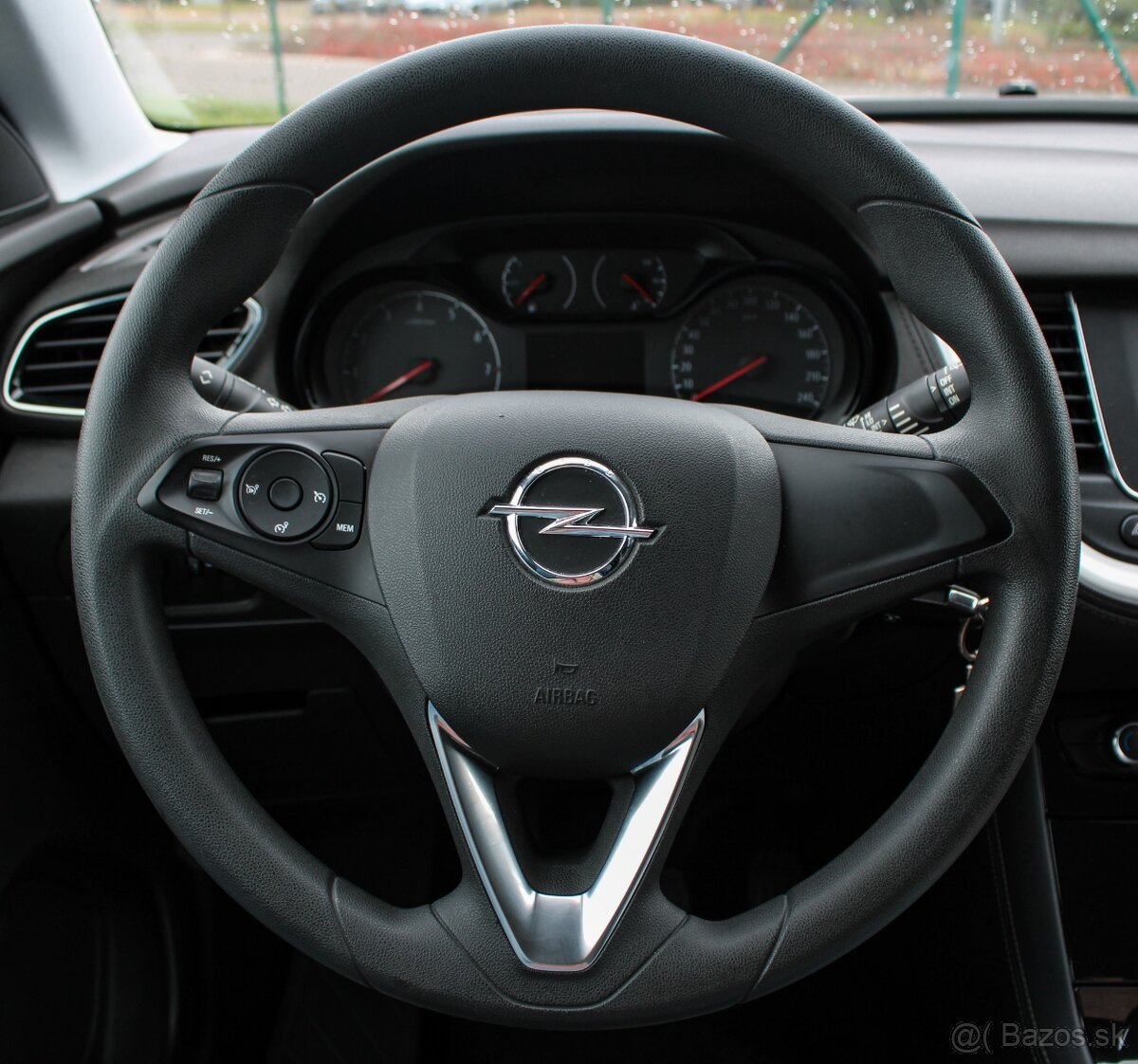 Opel Grandland X 1.2 Turbo - TOP STAV - 14