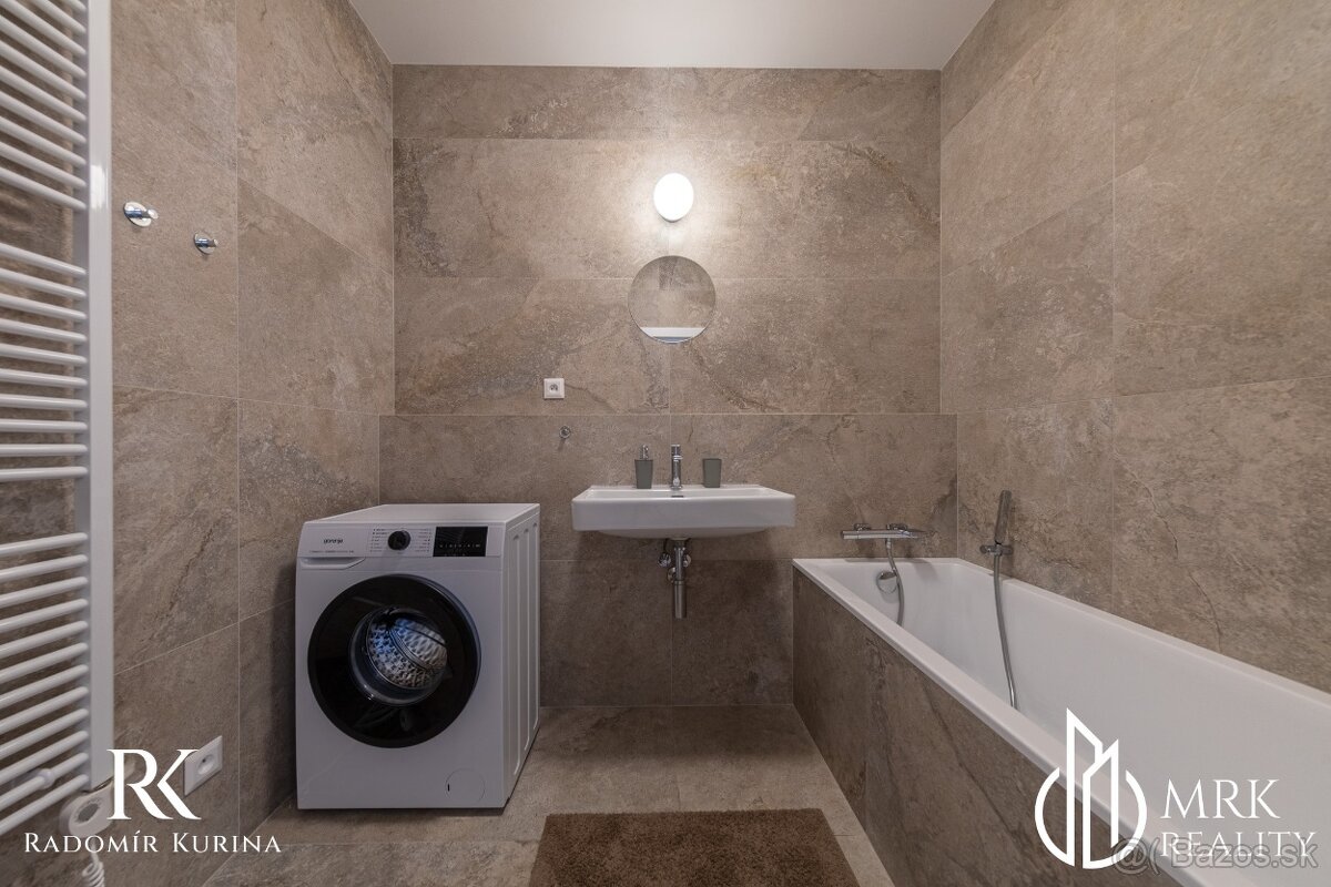 Luxusný kompletne zariadený 2i byt v centre Bratislavy - 14