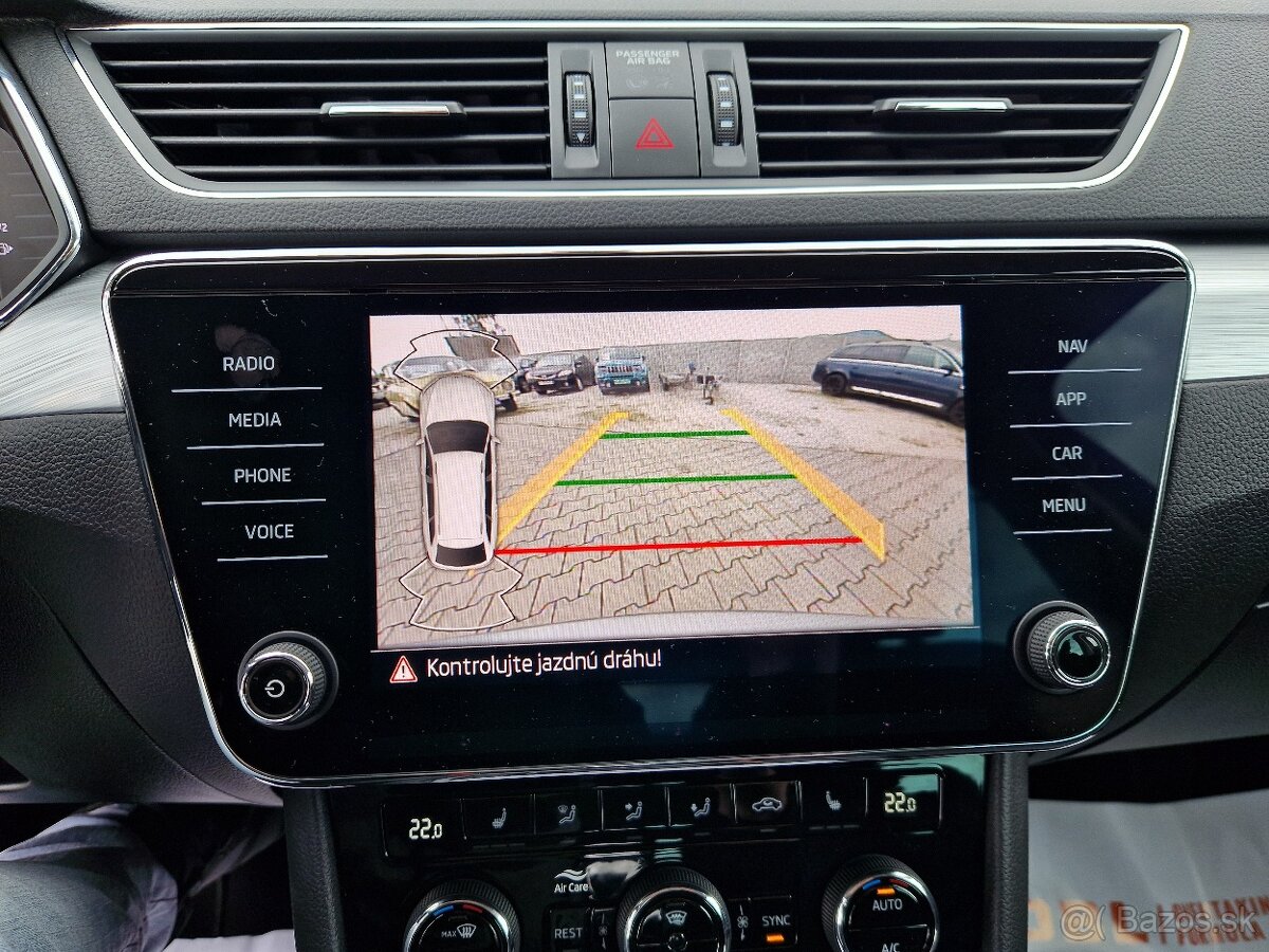 Škoda Superb Combi 2.0 TDI SCR Style DSG - 14