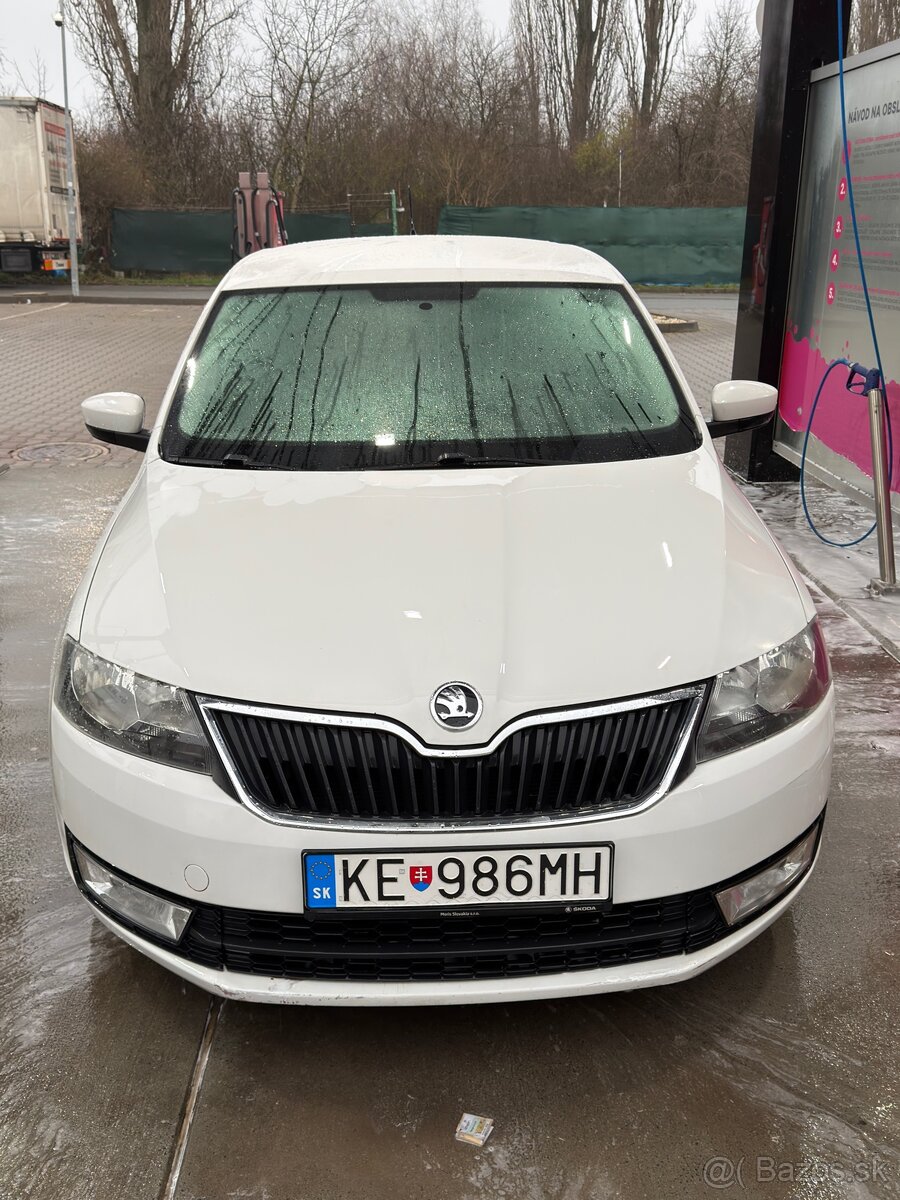 Skoda Rapid - 14