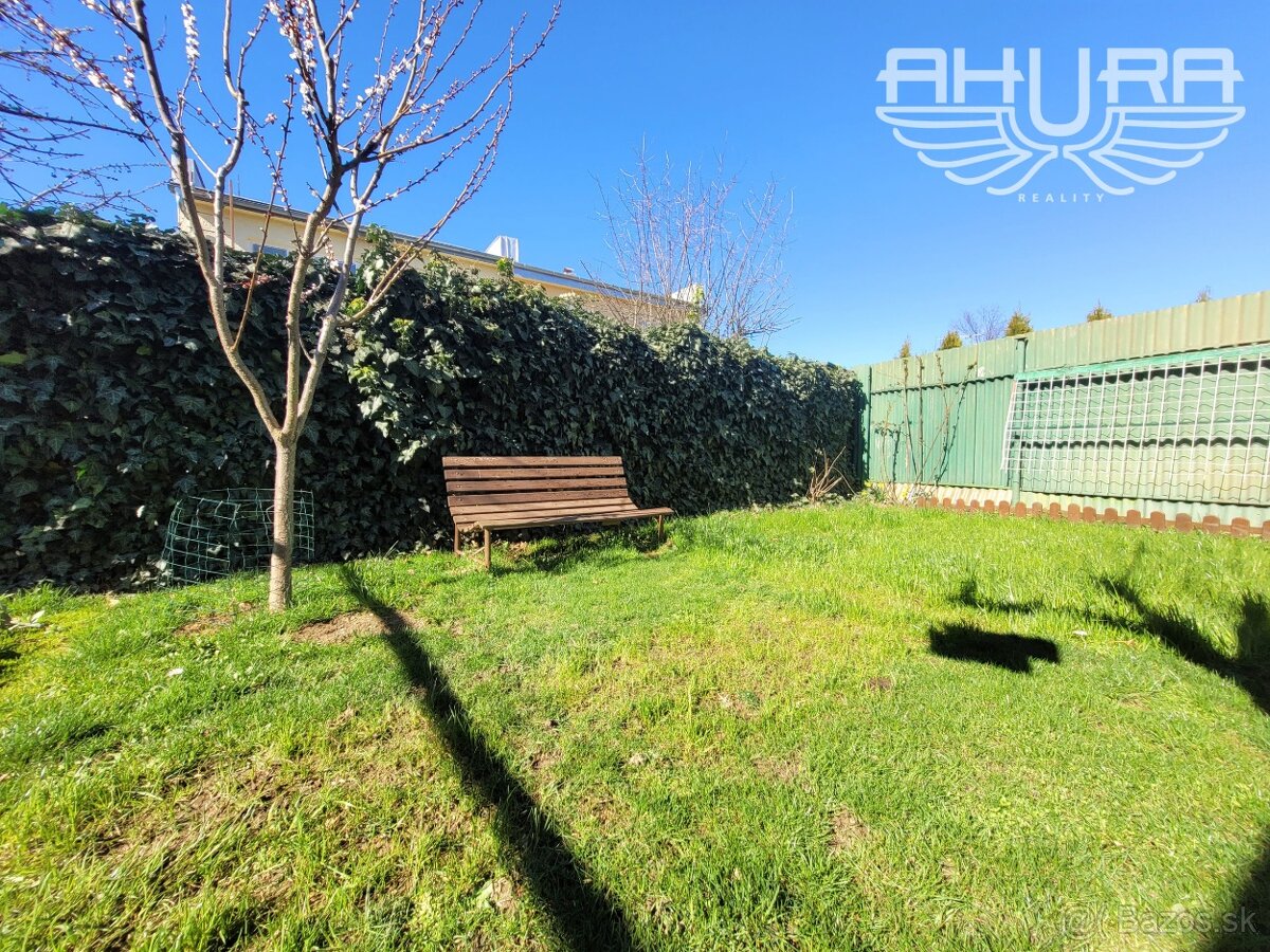 Na predaj dvojgeneračný rodinný dom, 491m2 - 14