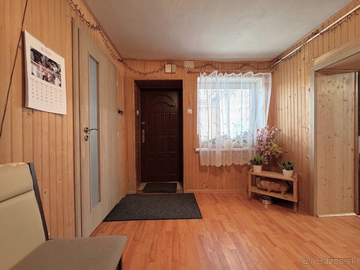 Rodinný dom s veľkým pozemkom 1917 m² v tichej časti Holíča - 14