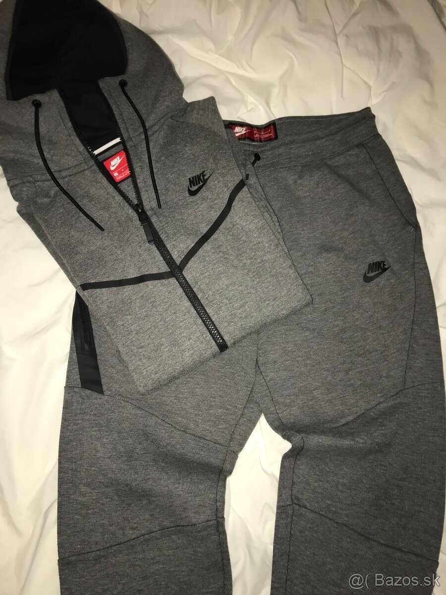 SÚPRAVA NIKE TECH veľ. M + darček - 14