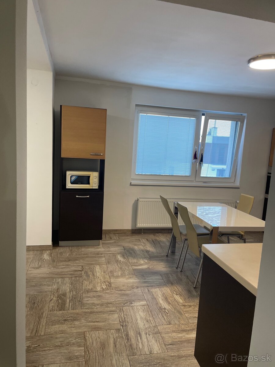 Dvojizbový apartman - 14