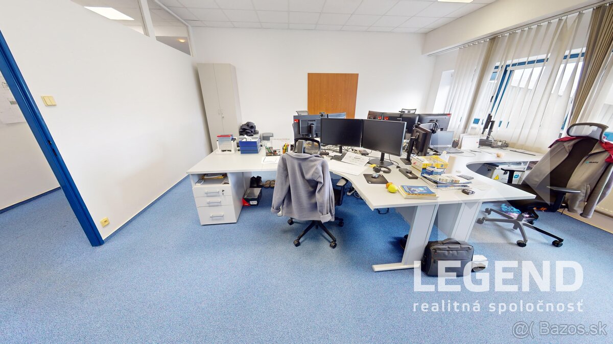 Kancelárske priestory Nové Mesto nad Váhom, 451 m2, parking - 14