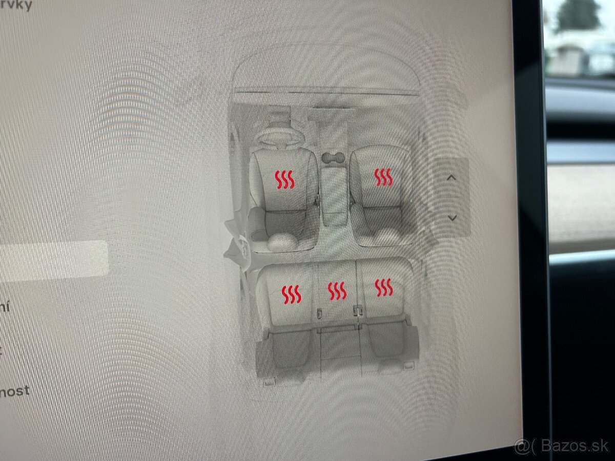Tesla Model Y Dual Motor LongRange 75kWh 514 k pohon 4x4 - 14