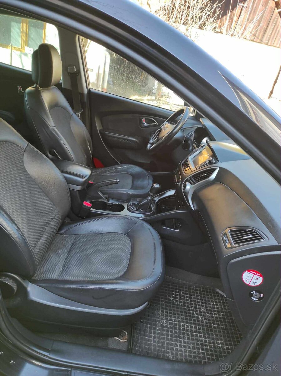 Hyundai ix35 2.0 CRDi 4x4 100KW - 14
