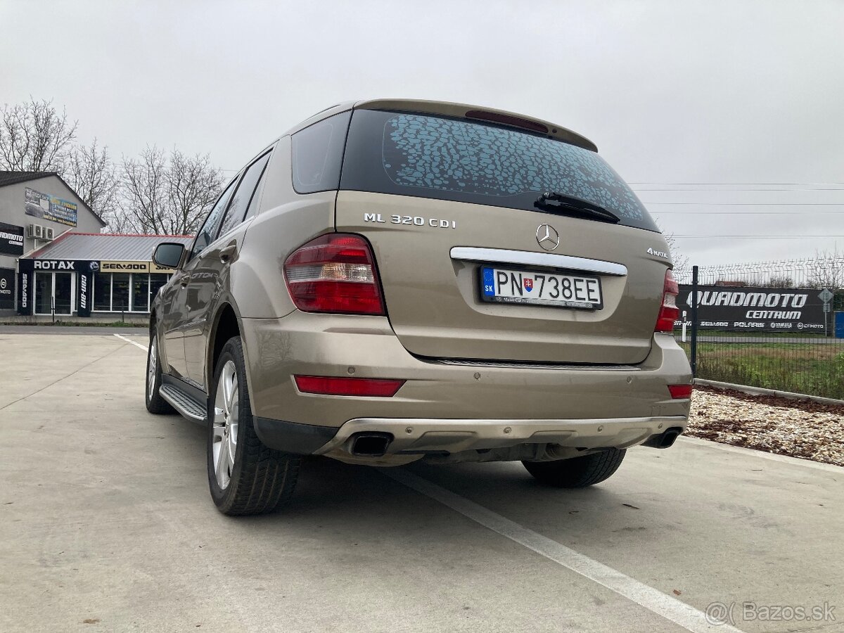Mercedes ML320 - 14