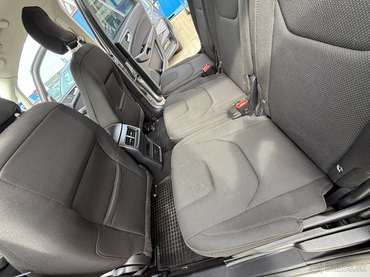 Ford S-Max - 14