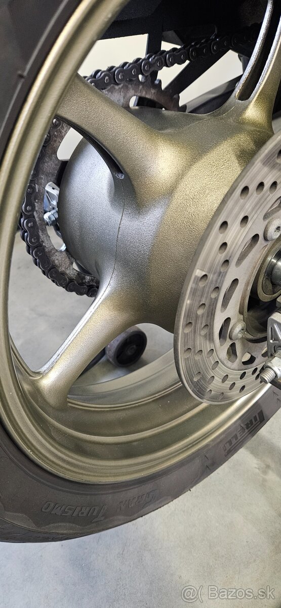 Yamaha XJ6 Diversion - 14