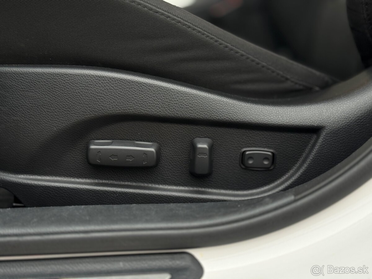 Hyundai I40 1.7 CRDi Business A/T Sedan 186000km - 14