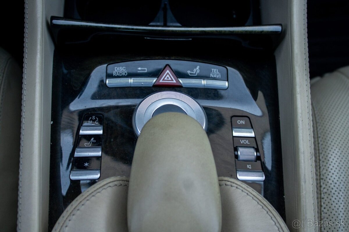 Mercedes-Benz CL 500 V8 - 14