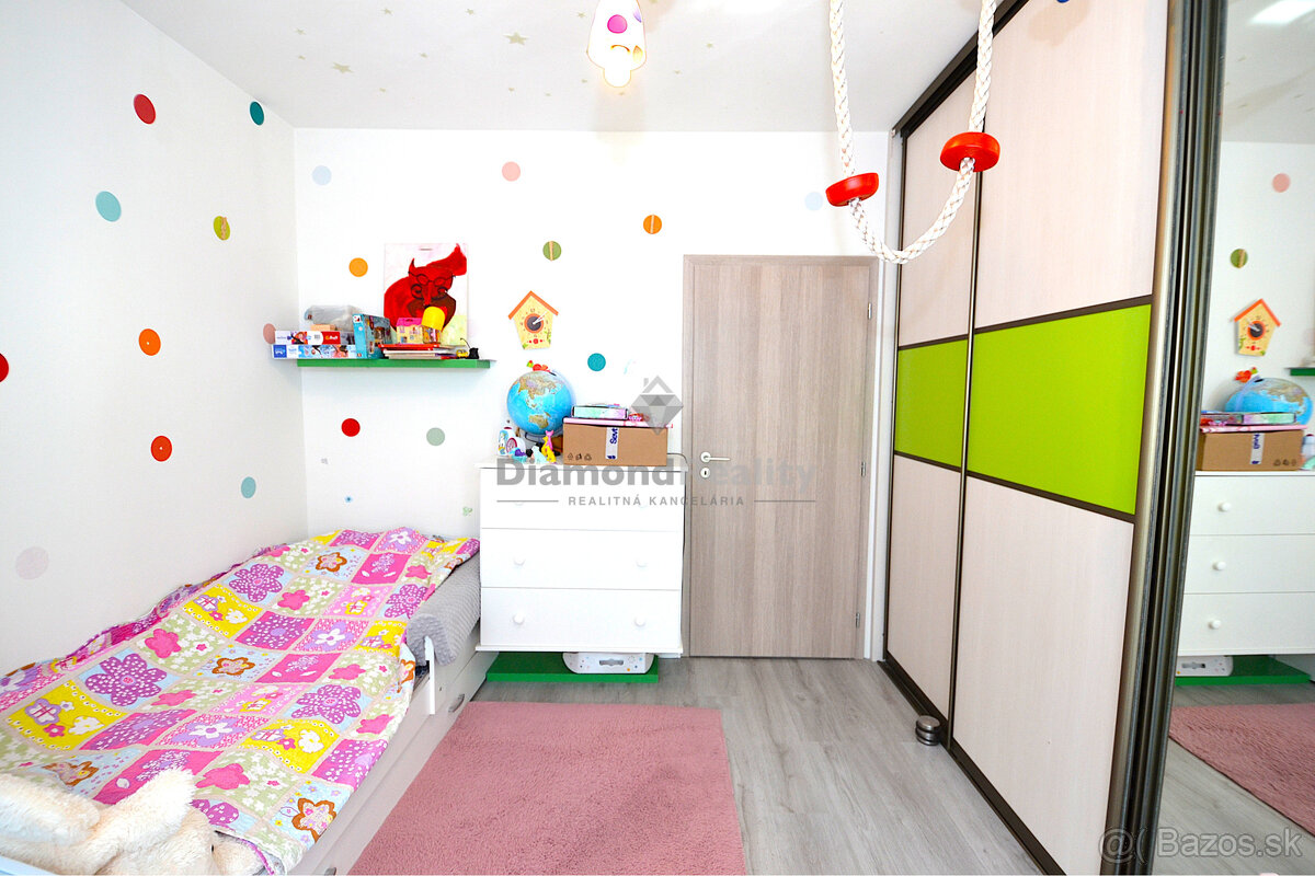 PREDANÝ 4-izbový byt Košice III, rekonštrukcia, klimatiz - 14