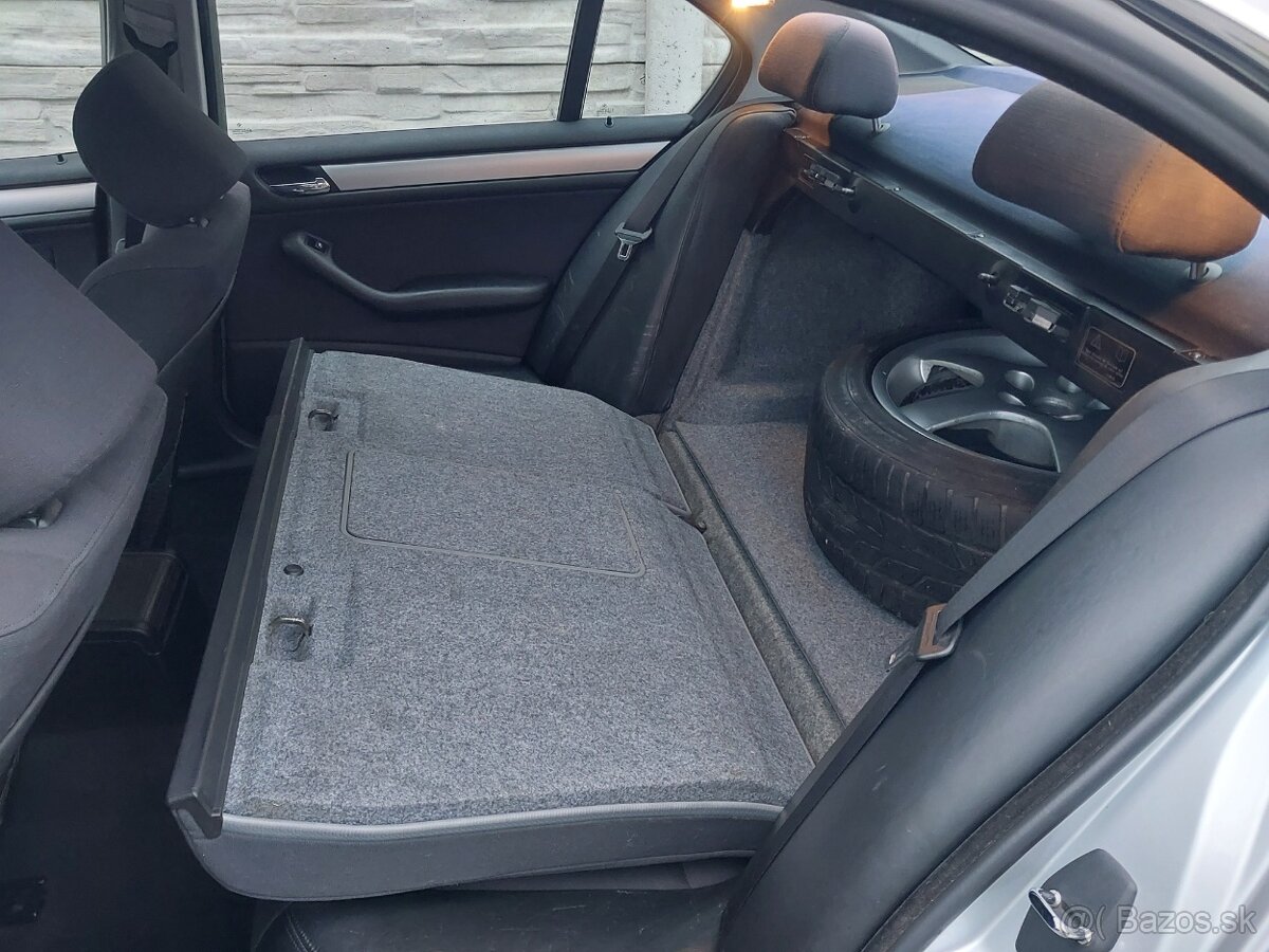 BMW 330d ///M paket - 14