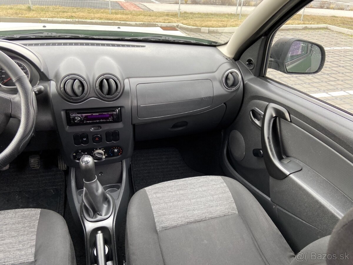 DACIA DUSTER 1.6i 16V - 14