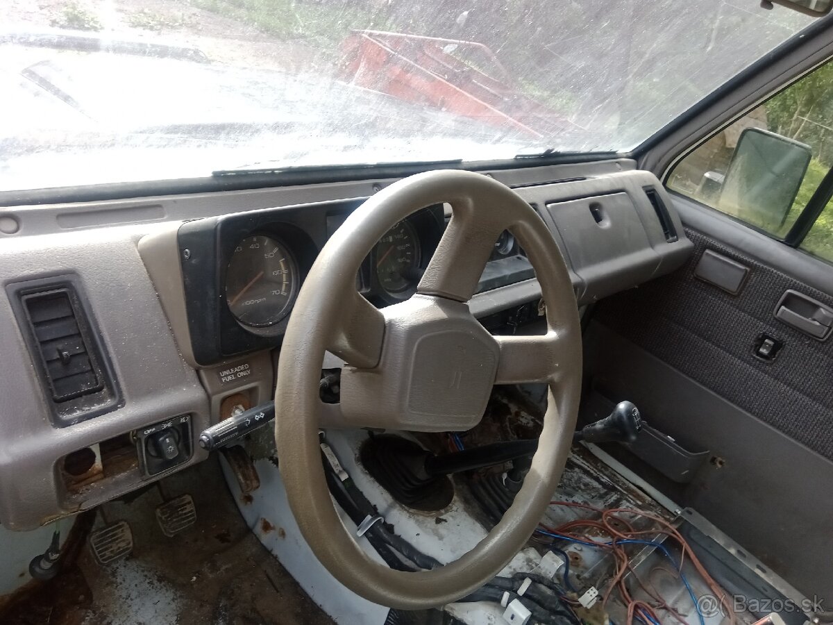 Predám dva isuzu trooper 2.3 diesel - 14