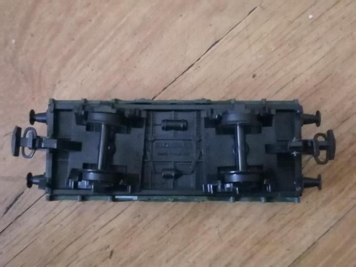 H0 vláčiky - rýchlikový vozeň, nákladný vozeň - 14