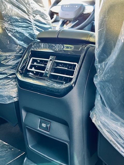 Nový Dongfeng Forthing T5 Evo HEV 1.5 A/T - 14