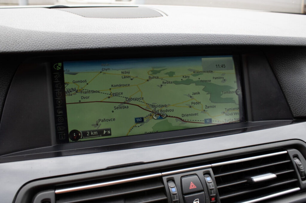 BMW 535d Touring z roku 2012 - 14