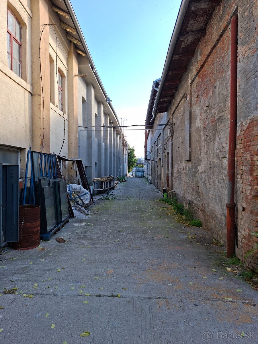 Hala - Skladové alebo výrobné priestory Nové Zámky - 14