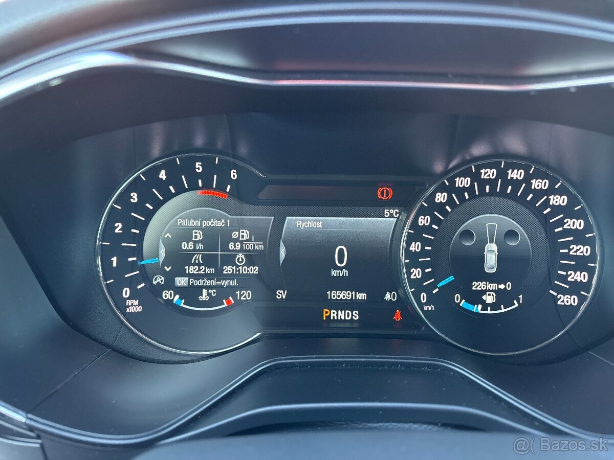 Ford Mondeo 2.0 EcoBlue 140kW 4x4 Titanium automat - 14