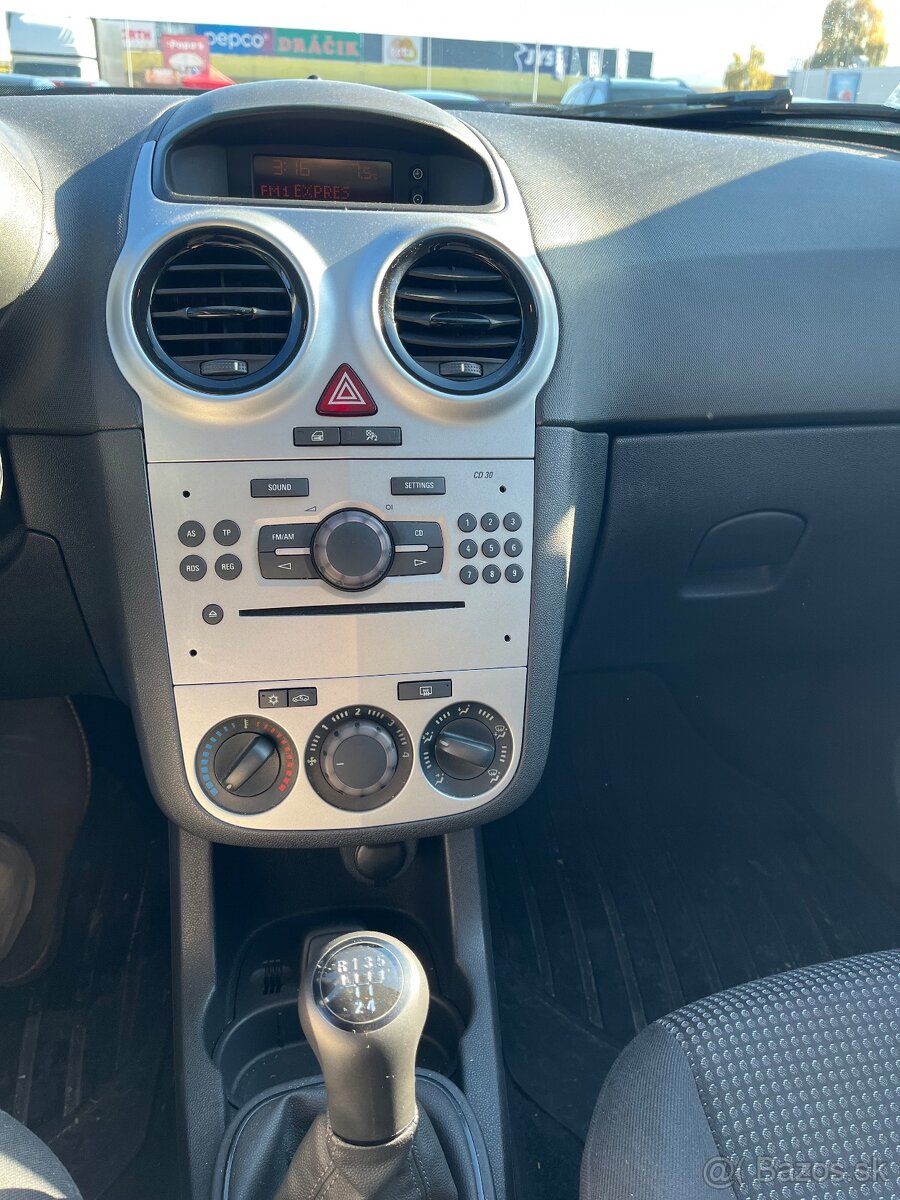 Opel Corsa 1.2 63 KW 98K km 2012 - 14