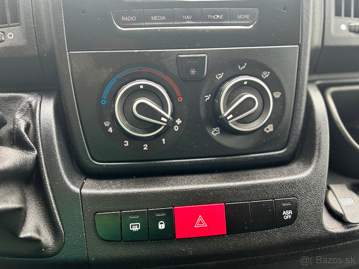 Citroën Jumper 2.0 BlueHDi, L1H1, odpočet DPH - 14