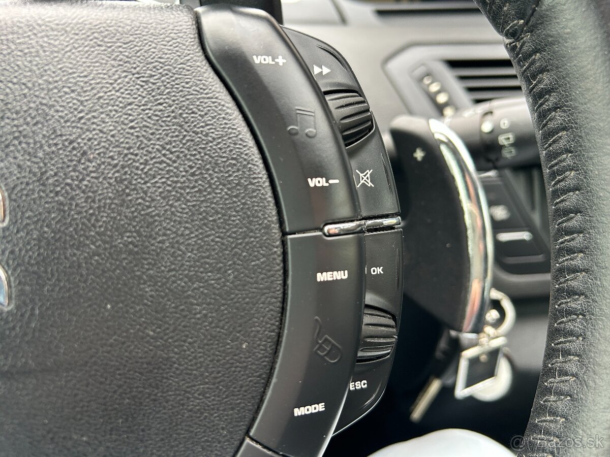 Citroën C4 Picasso, 1.6e-HDi automat 7 míst, tažné - 14