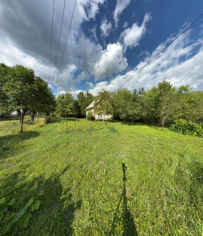 Margecany: 4 izbový tehlový rodinný dom na pozemku 1076 m2 - 14