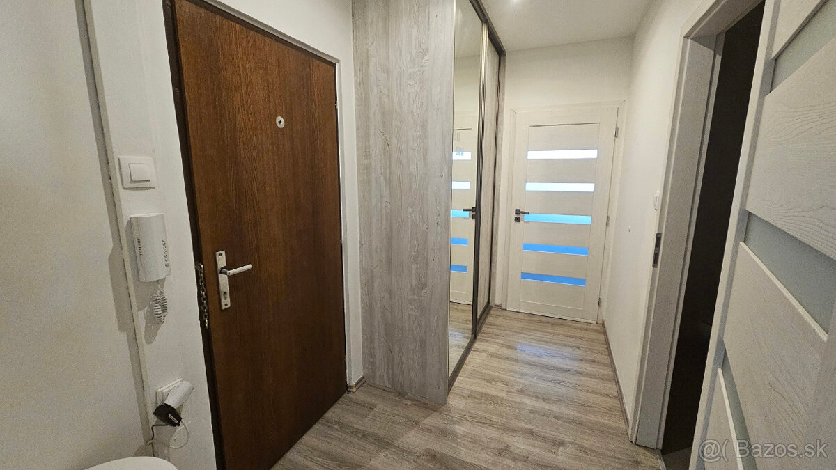 3-izb.byt v Senici - L. Novomeského s výťahom a lodžiou - 14