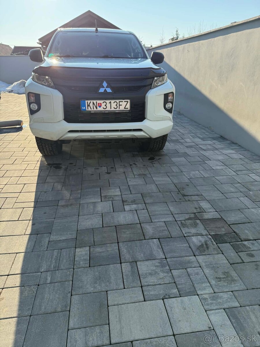 Mitsubishi L200 - 14