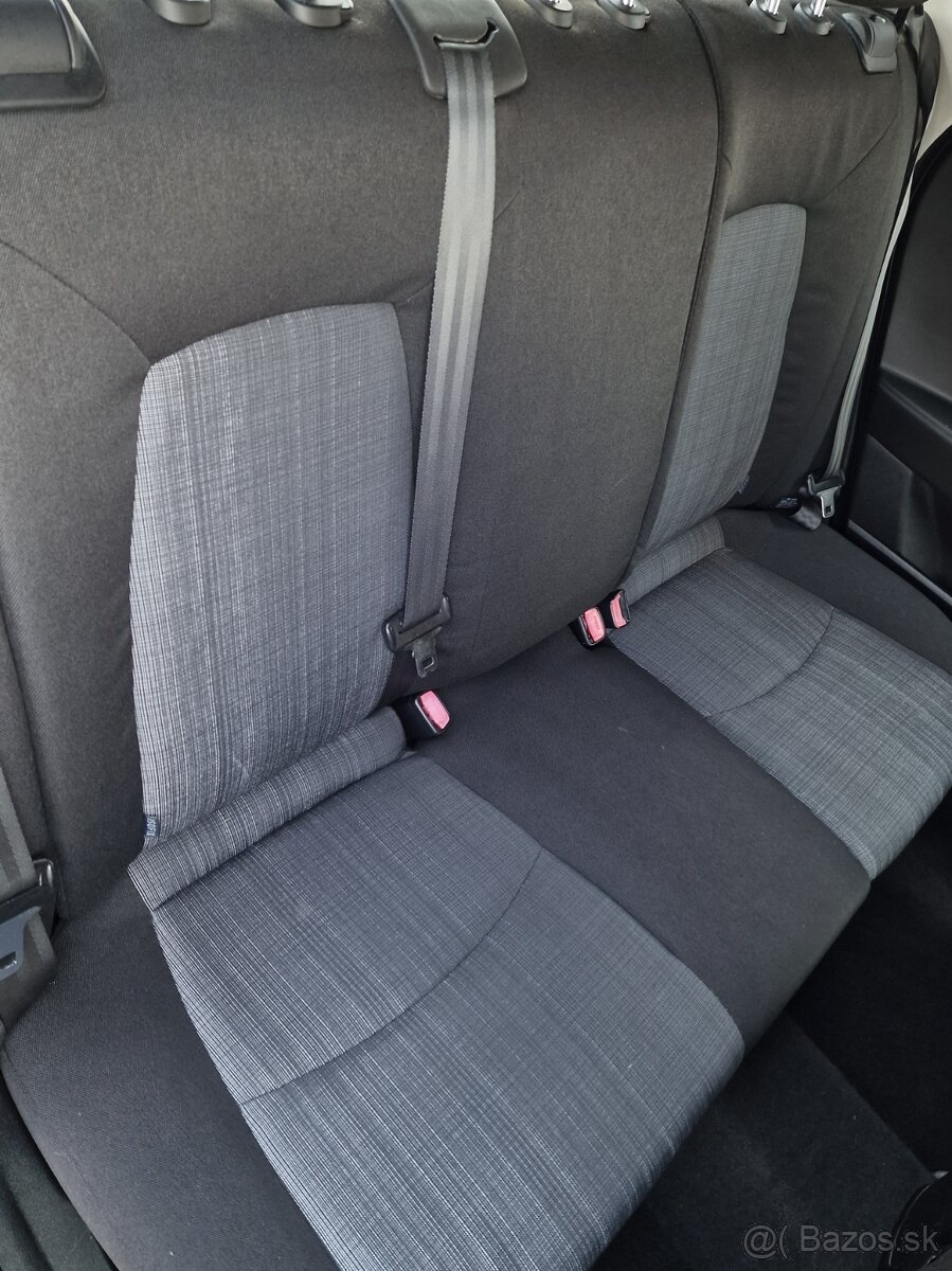 Kia Cee´d 1.6CRDi VGT 115K TX M6 SR 2 majiteľ - 14