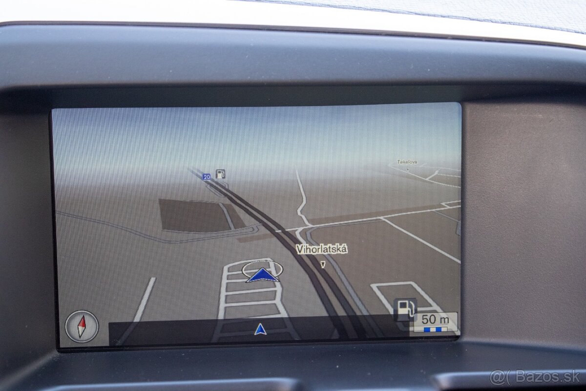 VOLVO XC60 D4 2,0 133 KW A8 - 14