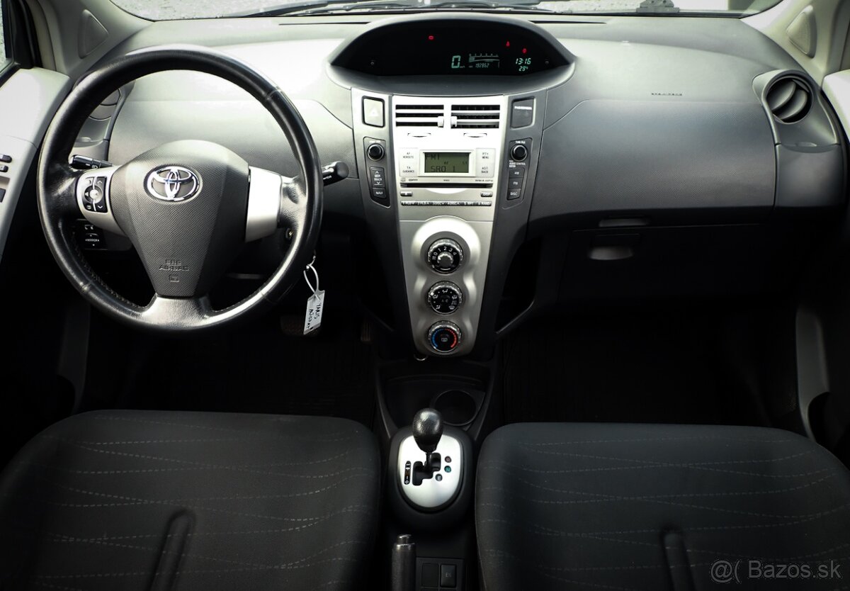 TOYOTA YARIS 1.3 VVT-i AUTOMAT-BENZIN - NOVA STK, ŠPZ - 14