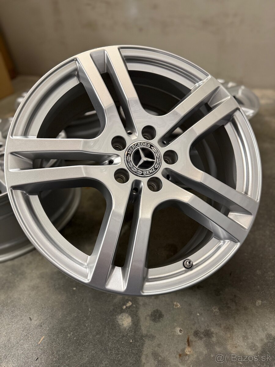 Nepoužité hliníkové disky 5x112 R18 Mercedes GLA Škoda VW - 14