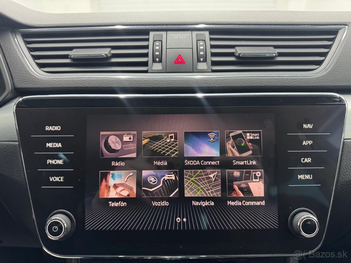 Superb Combi 2,0 TDI Style 110kW Ťazné Top stav - 14