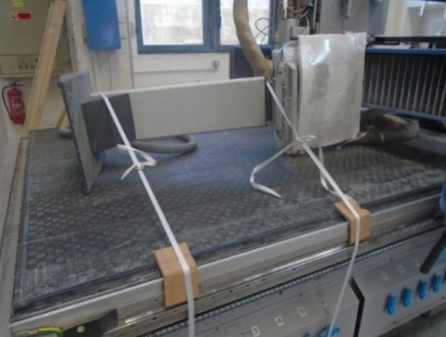 Použité portálové nestingové 3-osé CNC centrum - 14